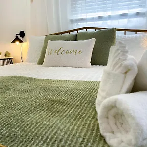  Holiday home 4 Bedrooms Chic House In South 5 Min From Bay United States